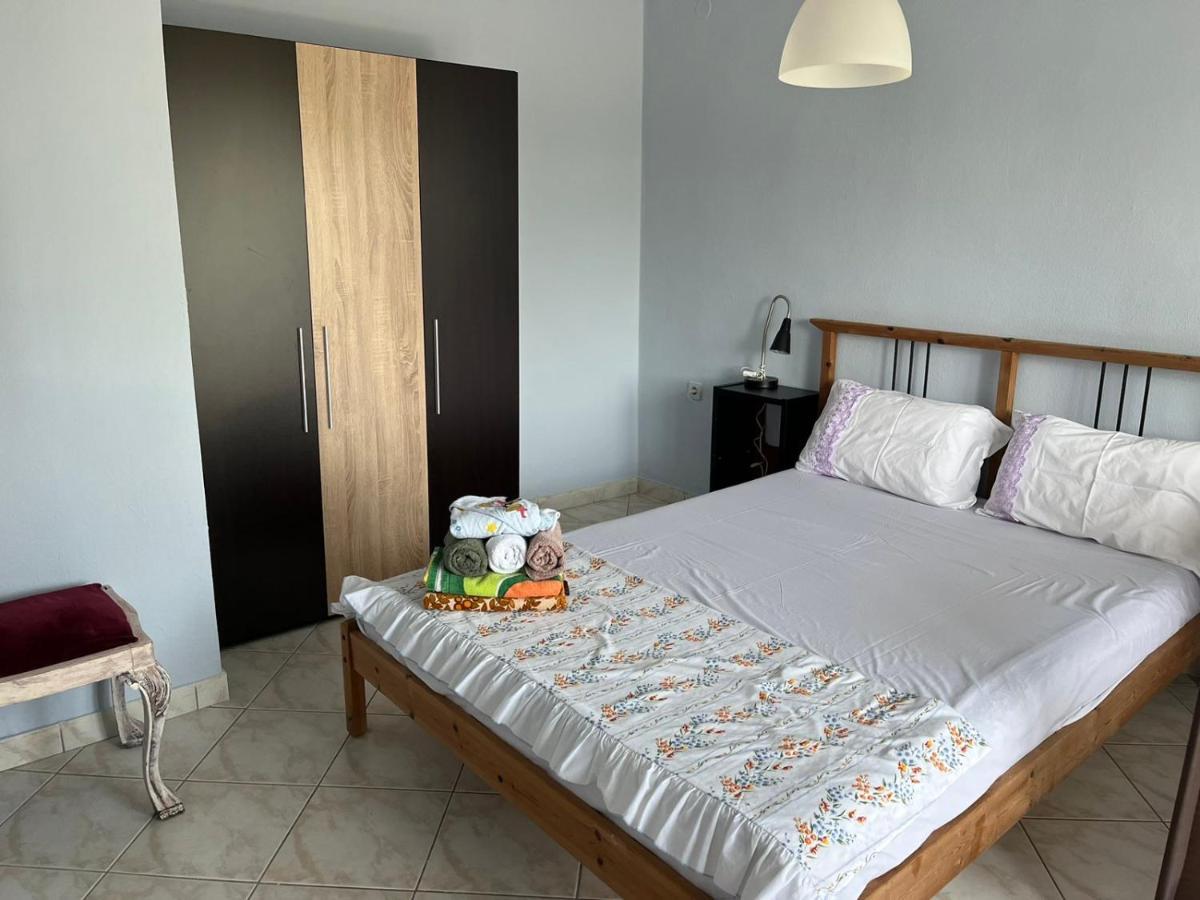 Family Garden Apartment Nea Michaniona Bagian luar foto