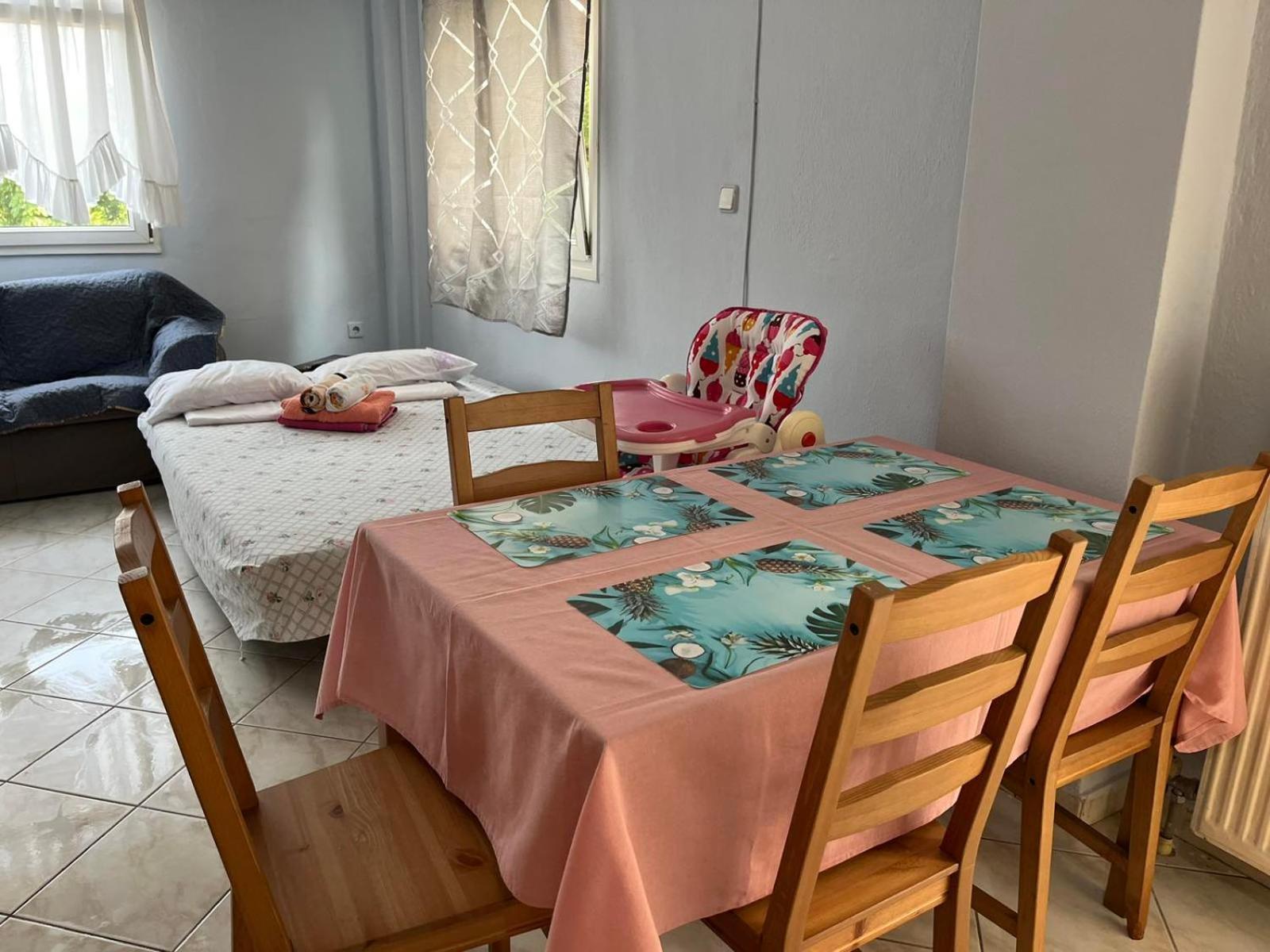 Family Garden Apartment Nea Michaniona Bagian luar foto